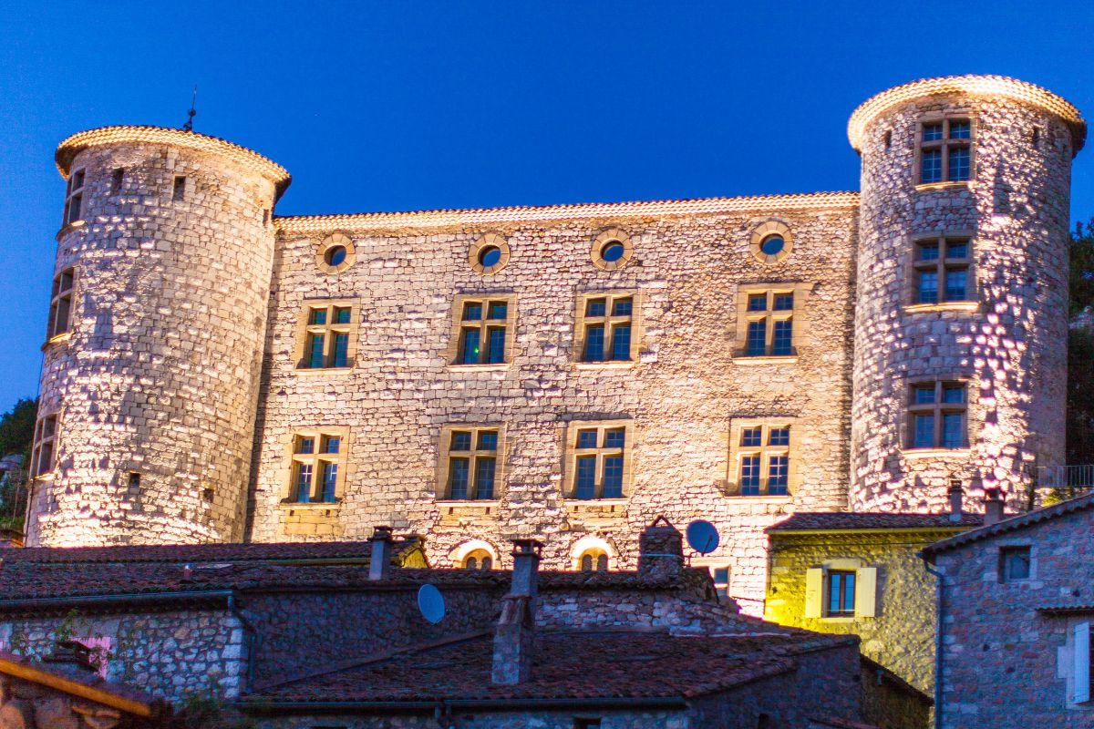 chateau vogüé